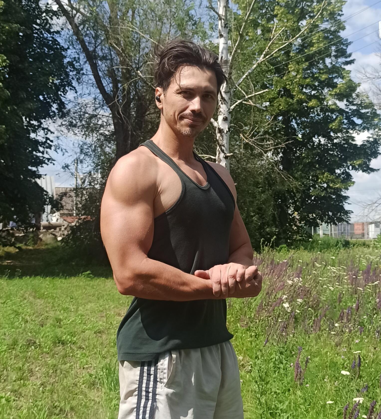 Роман Синицын — автор программы 4090